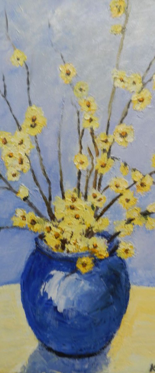 Vase with spring flowers by Maria Karalyos