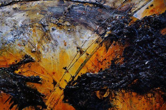 Loaded Sienna 270cm x 120cm Sienna Black Abstract Art