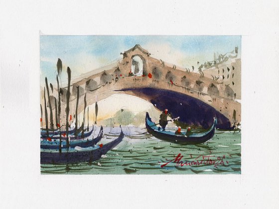Gondolier, Rialto Bridge. Venice