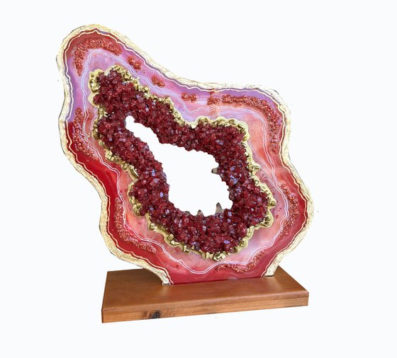 3D Geode Slice "Garnet"