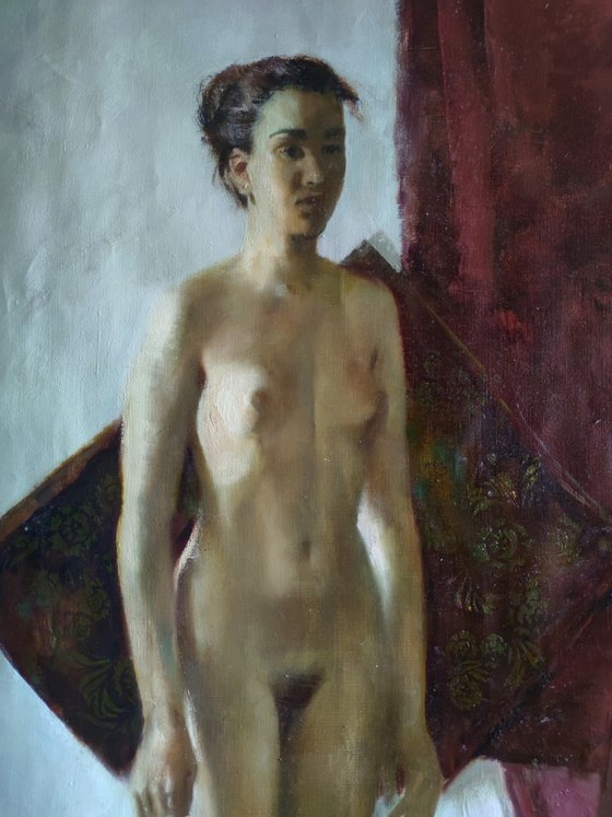 Nude staging with a guitar