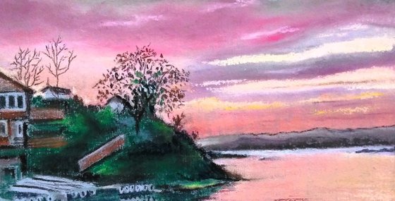A pink sunset over the fjord
