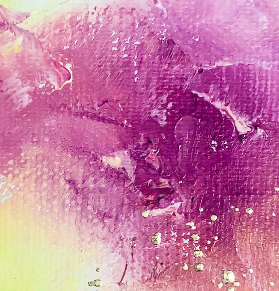 LILAC MIST - Mysterious abstraction. Liquid gold. Pink-yellow tones. Colored cloud. Fog. Spots. Image.