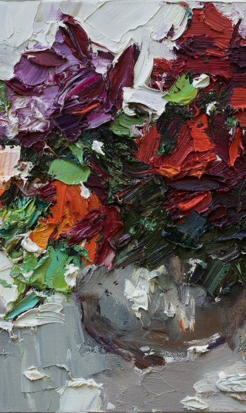 Roses in a vase  Still life painting- Original impasto oil painting by Anastasiia Valiulina