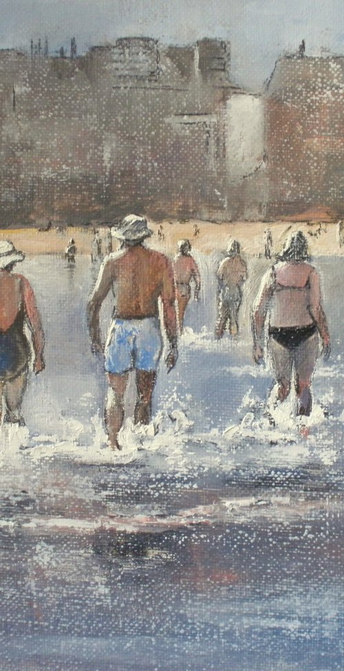 Paseo por la playa del Sardinero by TOMAS CASTAÑO