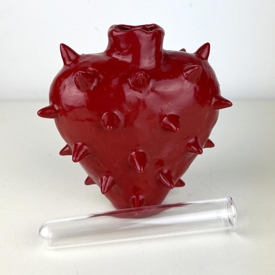 Spiked Heart Vase