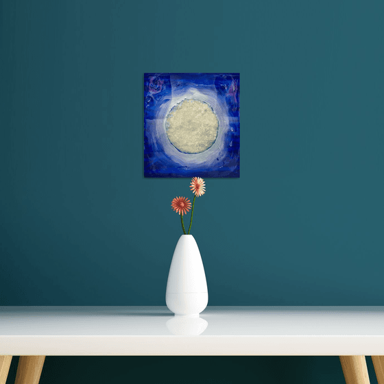 MOON - 28