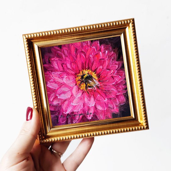 Bumblebee on flower