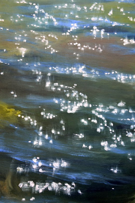 Music of the sea. Transparent water. Large