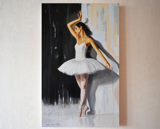 Ballerina white swan