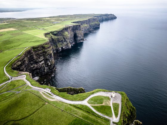 THE CLIFF OF MOHER II