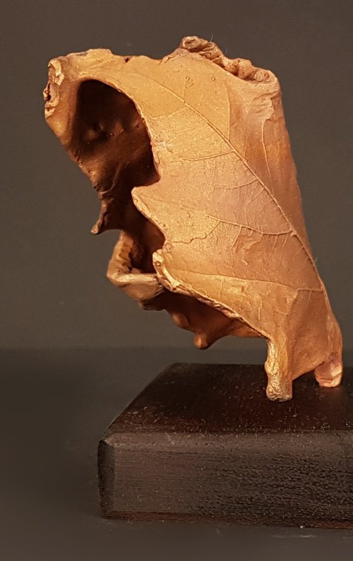 Bronze Leave by Wichert van Engelen
