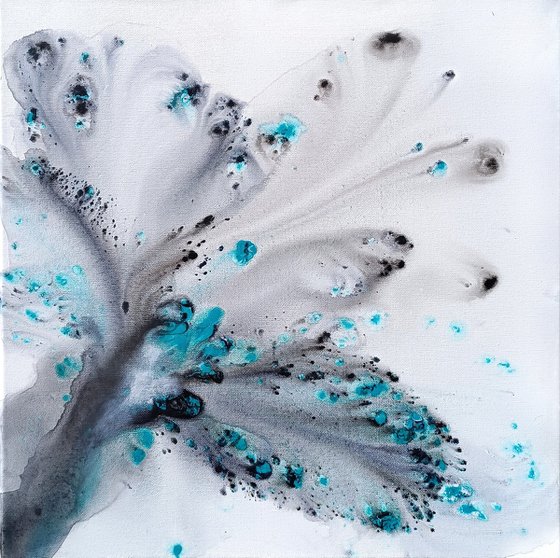 Nature 568 — Abstract Turquoise Burst