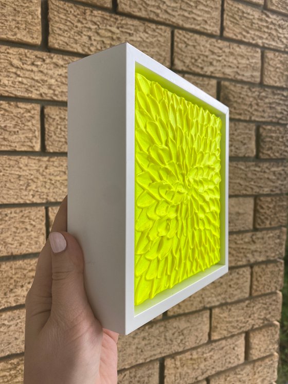 Fluoro yellow abstract mini