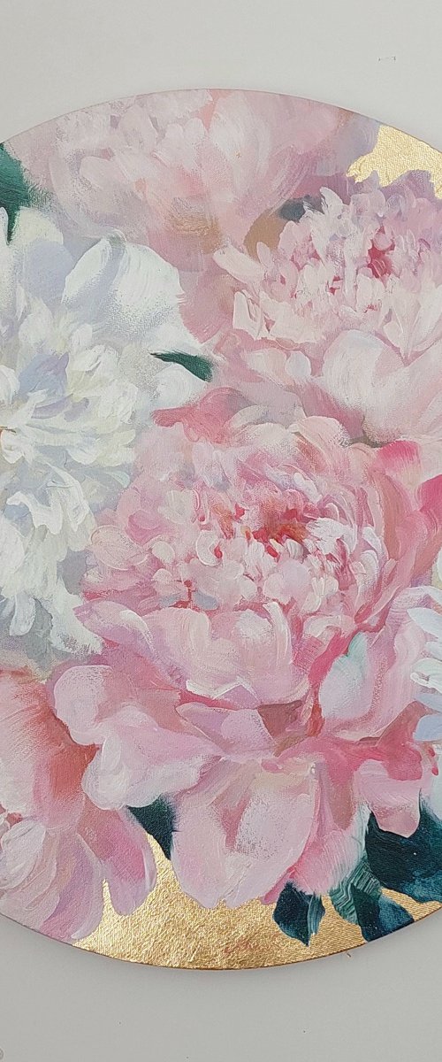 “Sphere of peonies” by Anna Silabrama