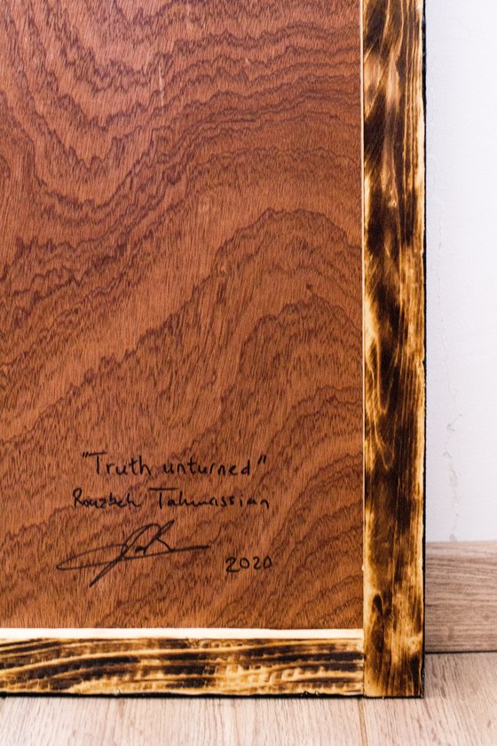 "Truth unturned" (80x35x2,5cm) - Unique figurative artwork on wood (abstract, figurative, gouache, original, painting, coffee, acrylic, oil, watercolor, encaustics, beeswax, resin, wood, fingerpaint)