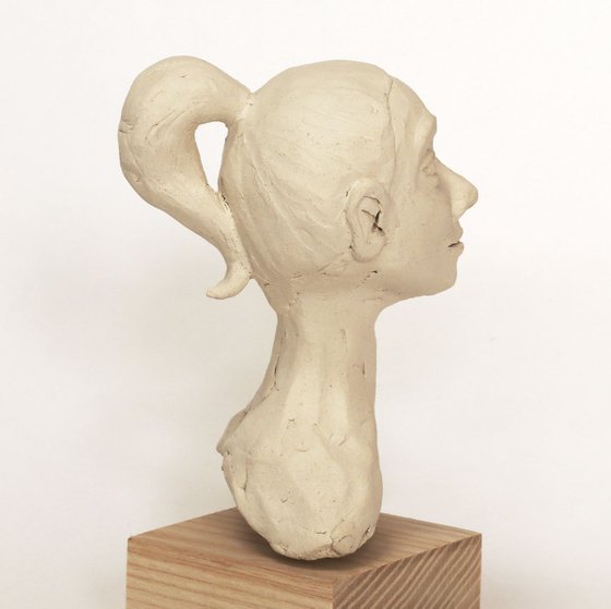 Zhenia: ceramic portrait sculpture