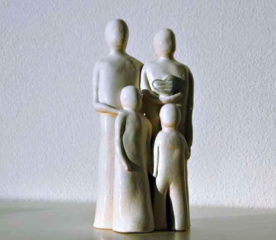Family 1 - ceramic ..