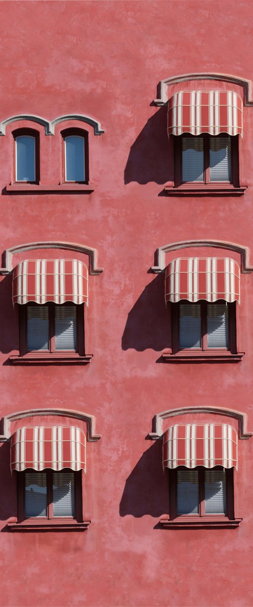 Vintage red wall by Marcus Cederberg