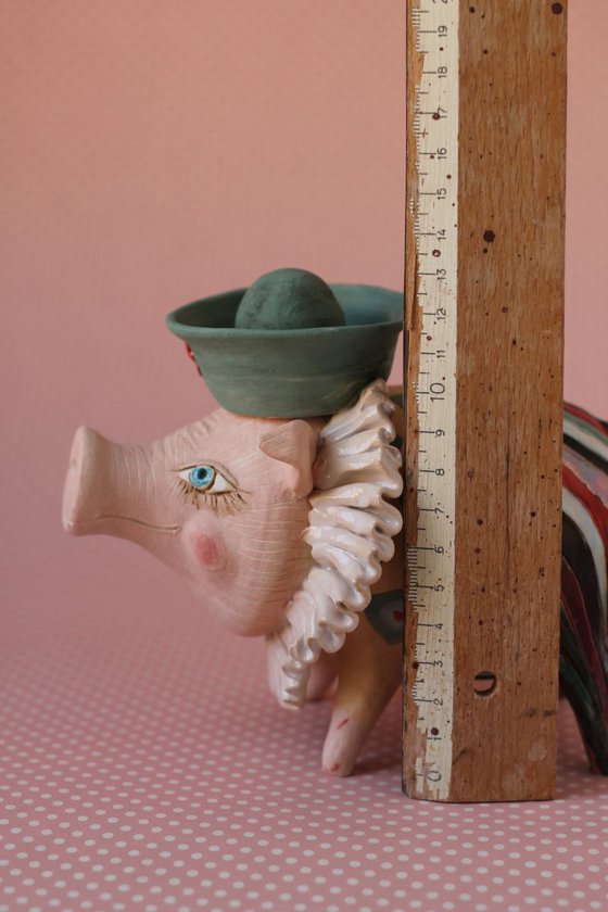 Circus Pig. by Elya Yalonetski