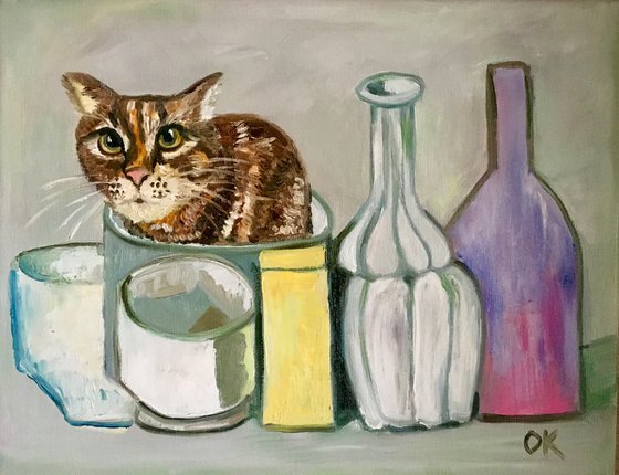 Troy The Cat into Giorgio Morandi vase.