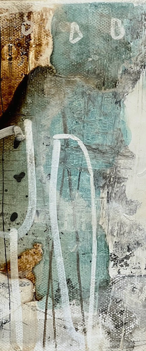 Echoes of serenity no. 1 by Helena Palazzi