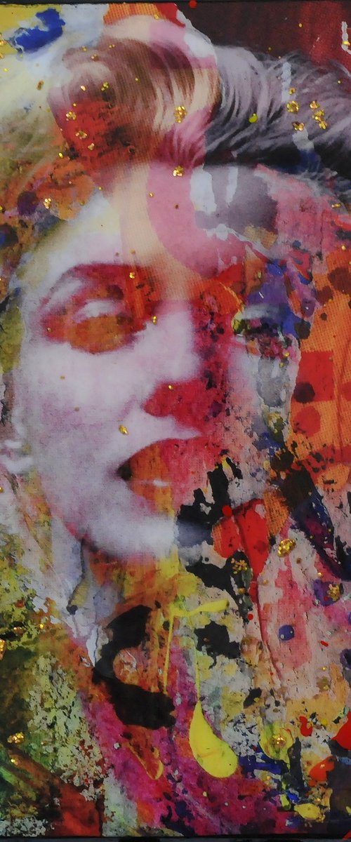 Marilyn Monroe (small resin edition) by Karin Vermeer