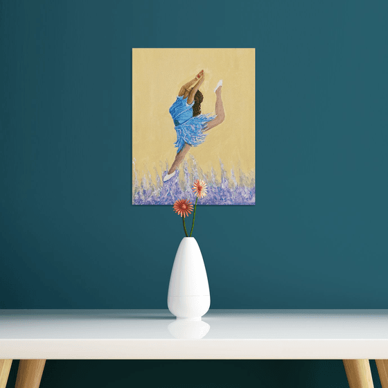 Dancer of the Lavender Flames!