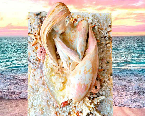 Goddess of the sea - wall sculpture painting. Shells, pearls, rose quartz