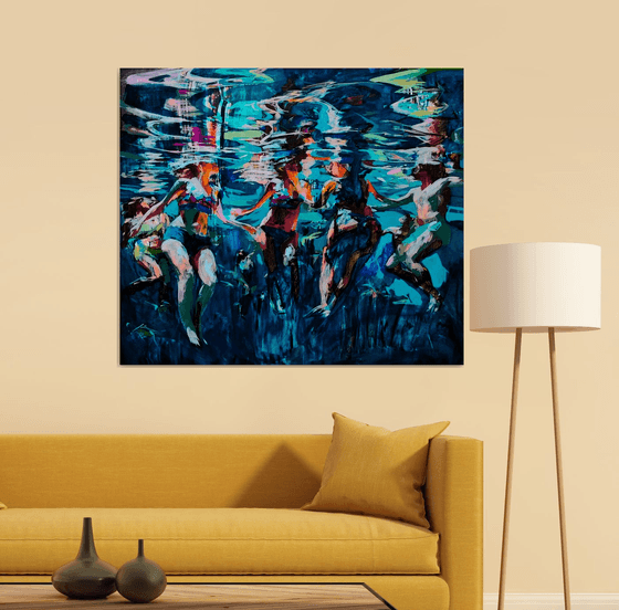 Dancing in the liquid light