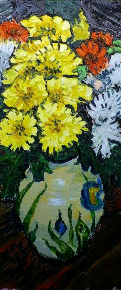 Flowers in a Paul Jackson vase by Richard Meyer