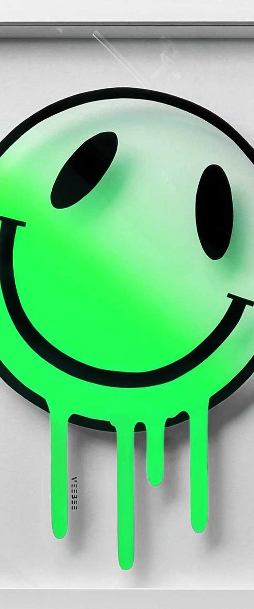 Melting Smiley - acid green by VeeBee