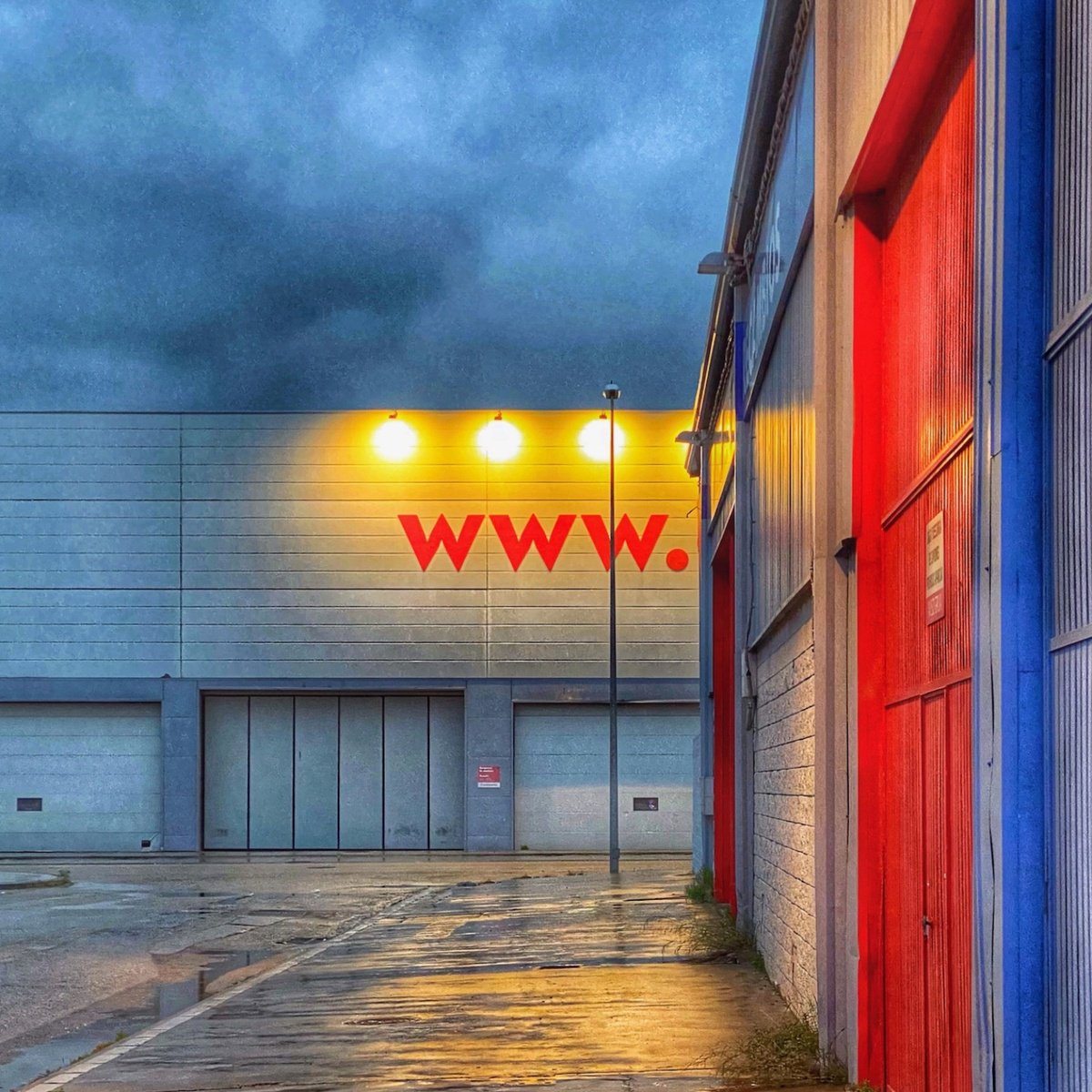 Surrealistic Cityscapes Photograph By Katha Wood, 32 X 32", Www. Everything, Original Artwork