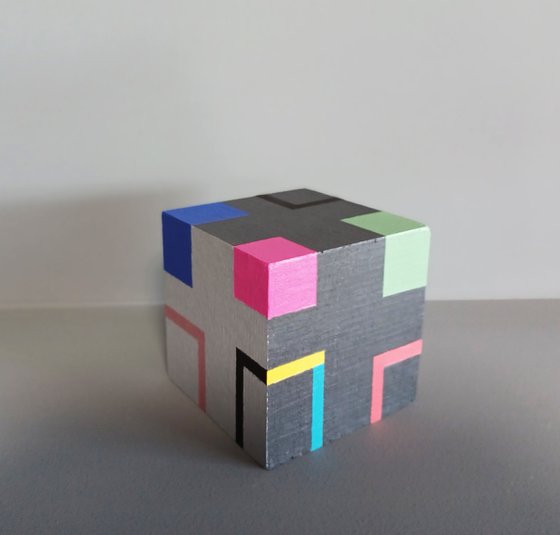 Cube m