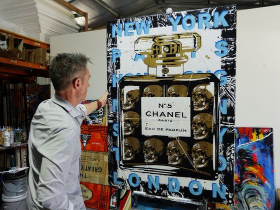 Fragrances and Skulls