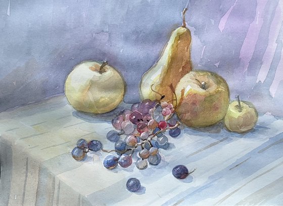 Grapes,pears,apples,stilllife