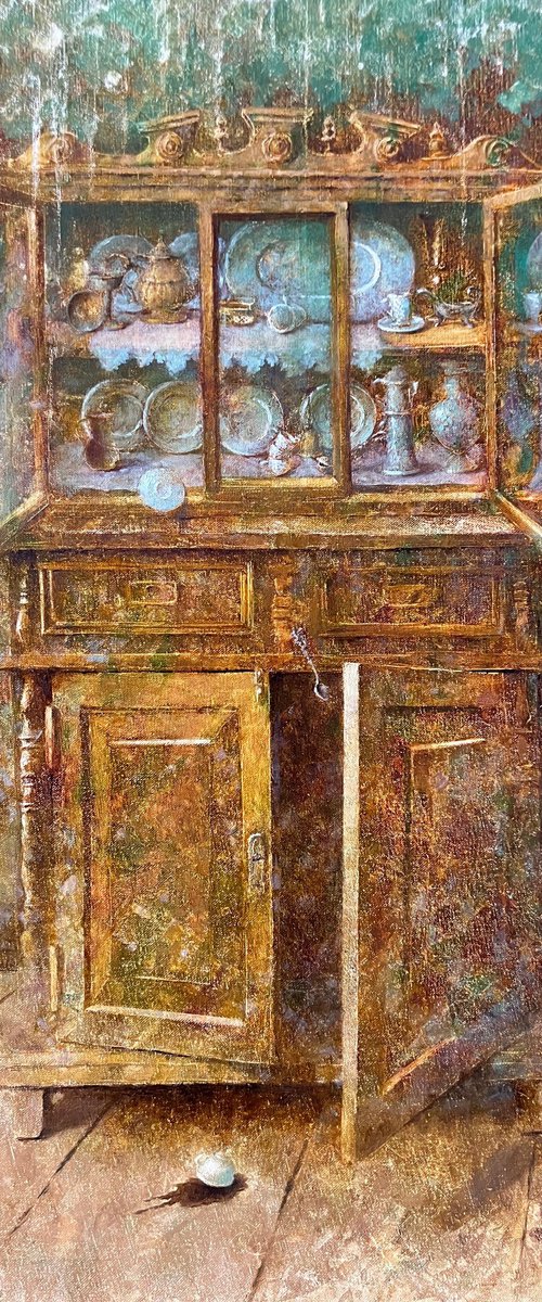 Wooden rustic cabinet by Yulia Odukalets