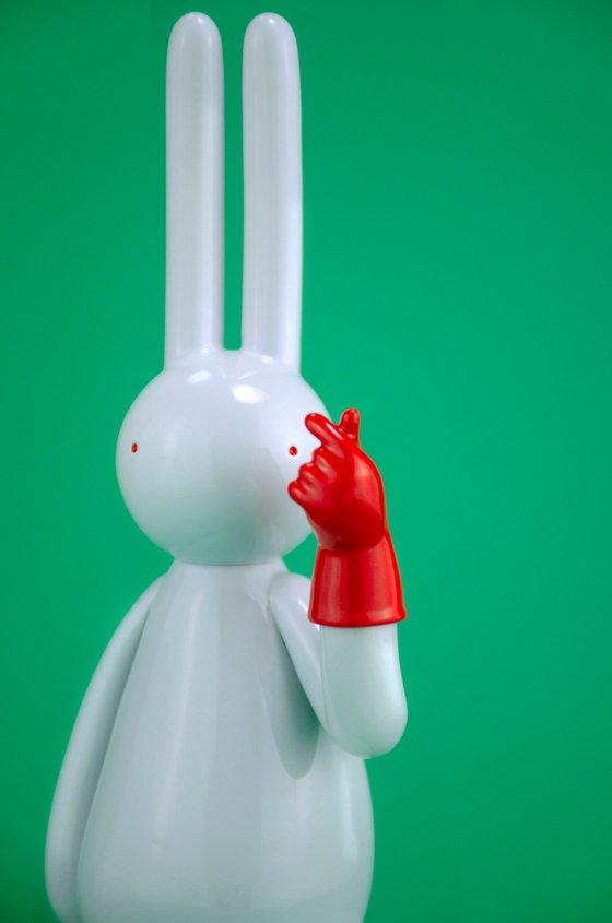 THE WORLD OF IN-JOKES: Love-Hate Paradox