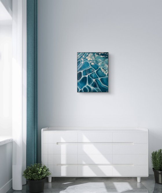 Blue ocean ripples