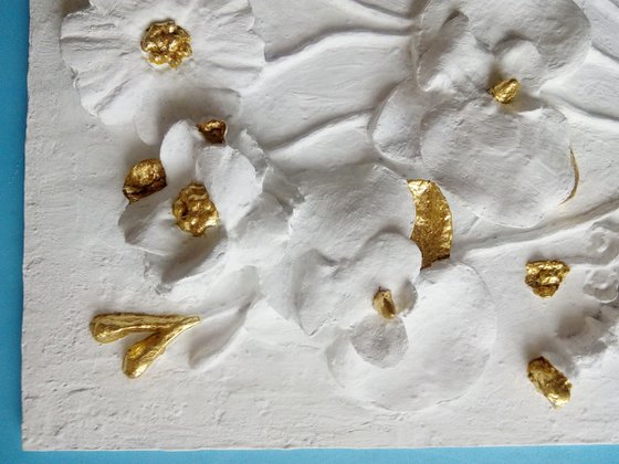 bas-relief panno "White and gold"