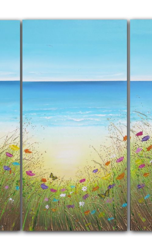 Summer Time at the Beach by Amanda Dagg