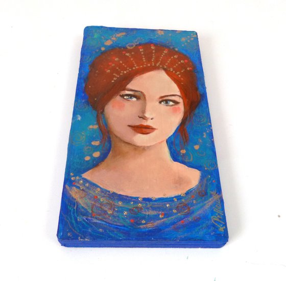 Blue Paloma 20 x 10 cm on wood.