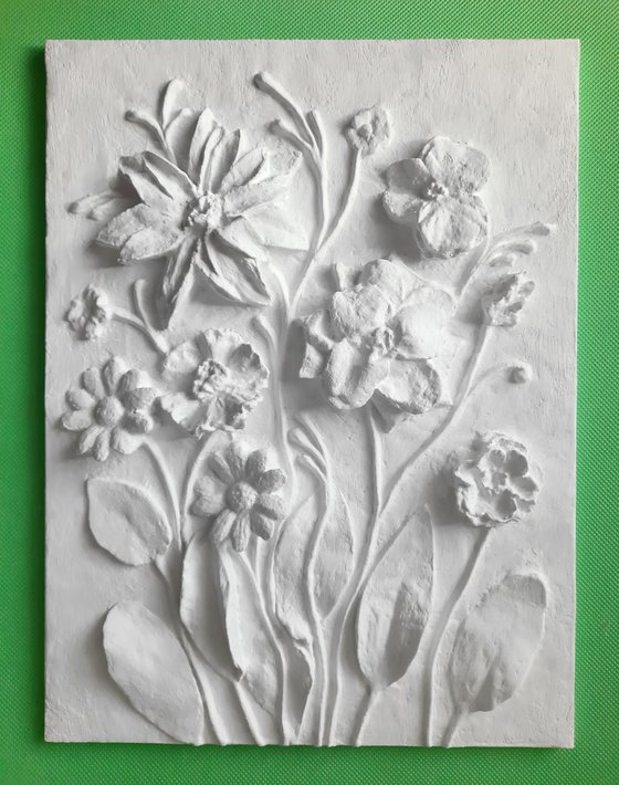 sculptural wall art"Flower composition with chamomile and violets"