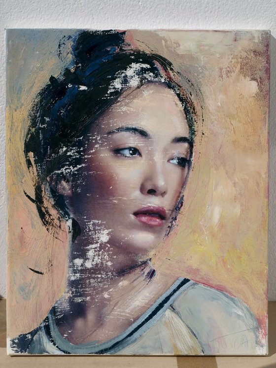 Asian girl (L'une 64)