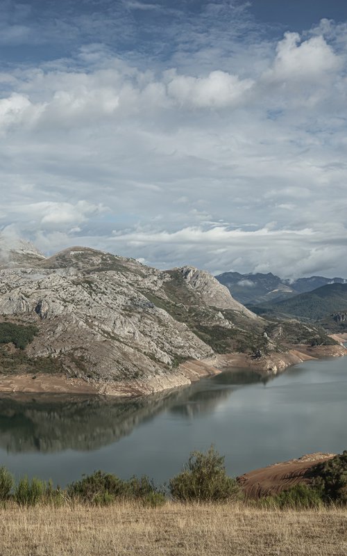 Mirador de Valcayo by Lidiya Dmitrieva