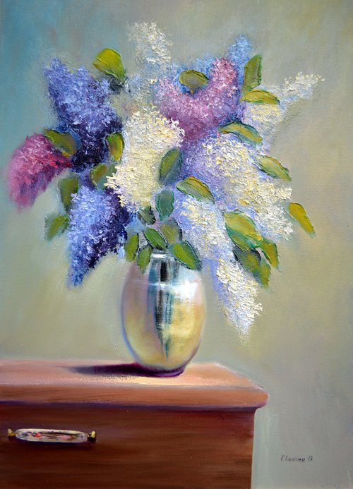 Lilac on the chest of drawers by Elena Lukina