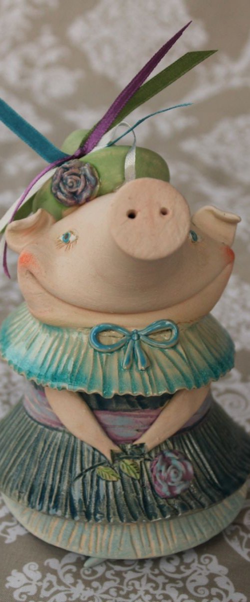 Pig in Blur by Elya Yalonetski