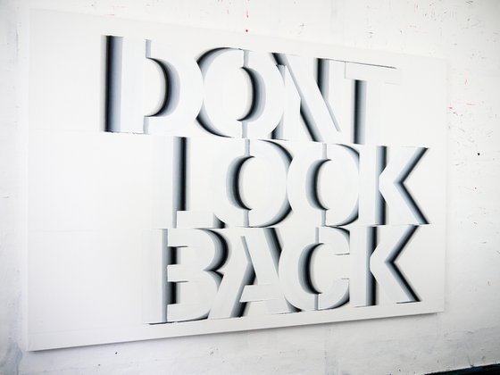 Dont Look Back (to black and back)