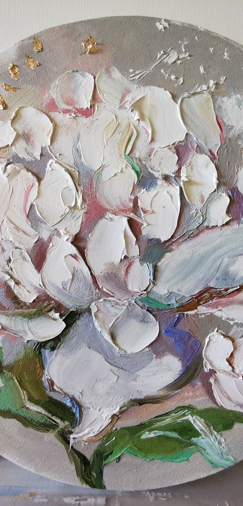 Peonies flowers painting on round canvas, Textural white floral painting by Annet Loginova