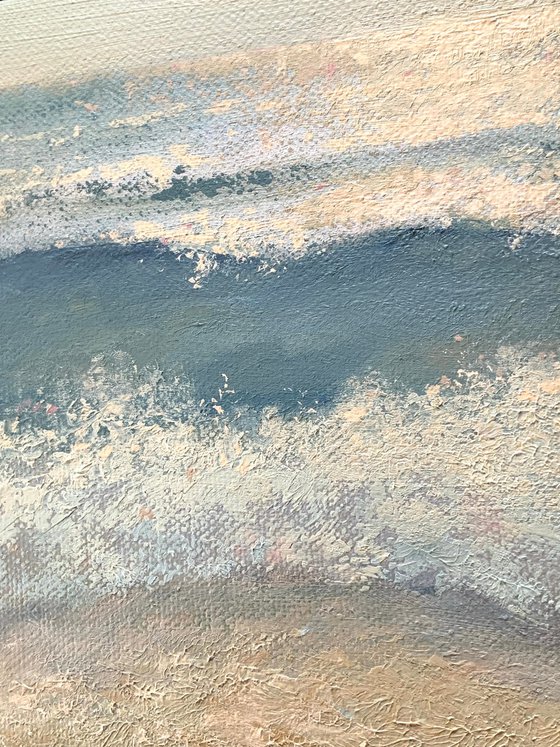 Tiny |I, sea wave